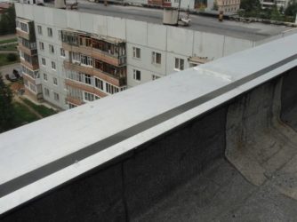 Что такое парапет на крыше?