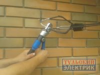 Как подключить дом к электросети своими руками?
