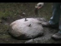 Как расколоть камень в домашних условиях?
