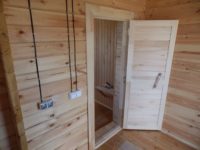Как сделать дверь в парилку своими руками?
