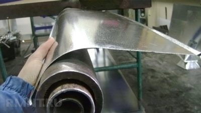 Как сделать желоба из жести своими руками?