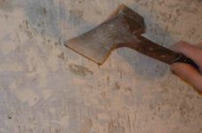 Как снять старую масляную краску со стен?