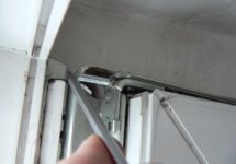 Как укоротить пластиковую дверь своими руками?