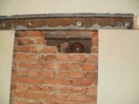 Как увеличить оконный проем в кирпичном доме?