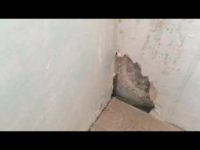 Почему чернеют углы в кирпичном доме?