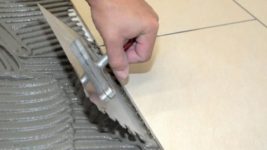 Зубчатый шпатель для плитки как выбрать?