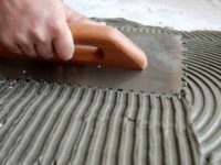 Зубчатый шпатель для плитки как выбрать?